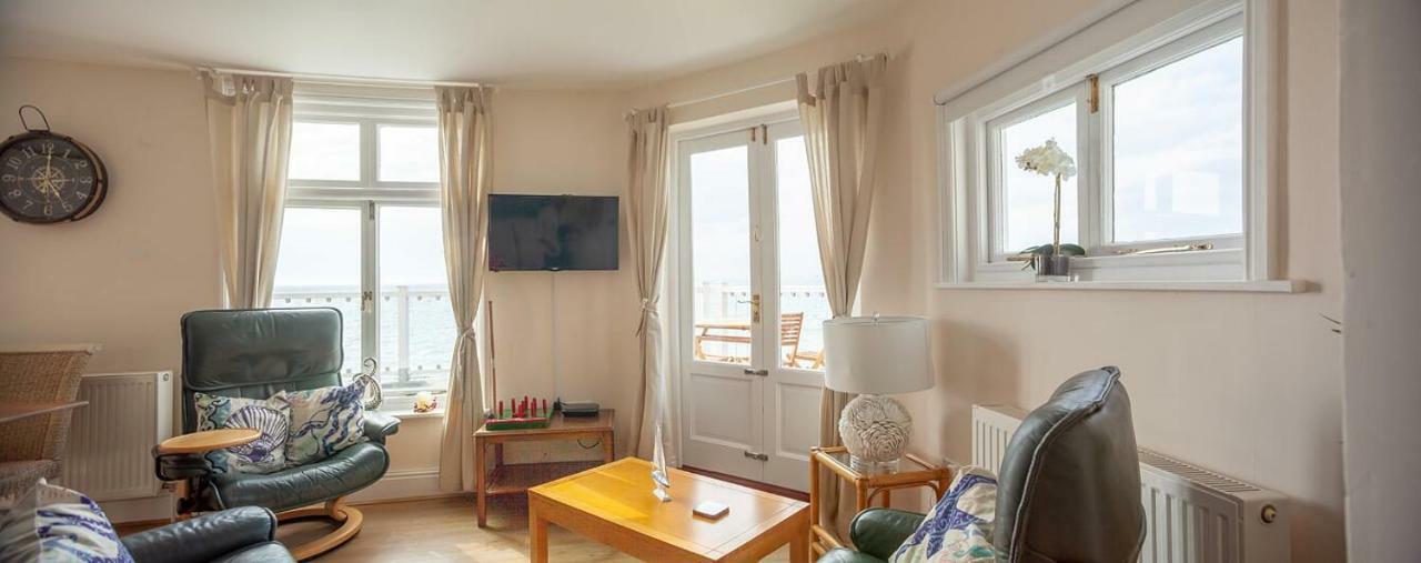 Garden Apartment, 1 Pilots Point Totland 外观 照片